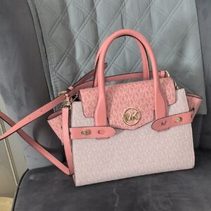 NWT.   MICHAEL KORS PURSE.   $558 RETAIL